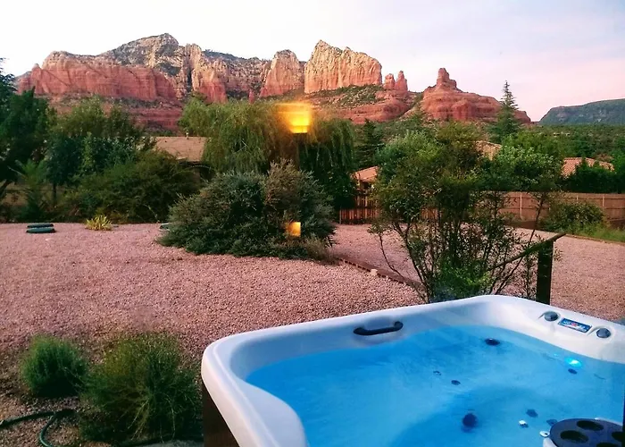 Views! Uptown Utopia +hot Tub *