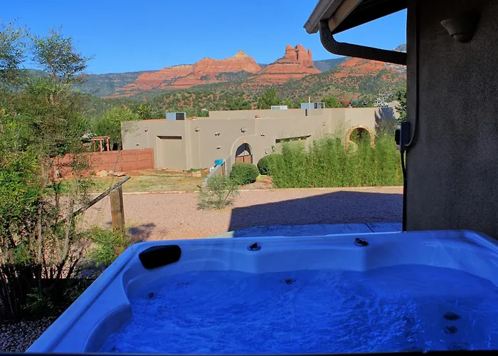 Views! Uptown Utopia +hot Tub * Sedona